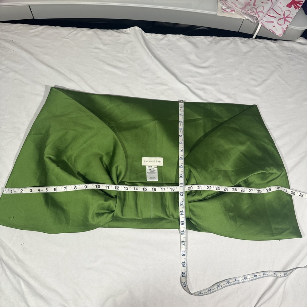 NWD $250 Sachin & Babi [‎ L/XL ] Hug Satin Shawl in Green Garnet #U1711 - Picture 9 of 14